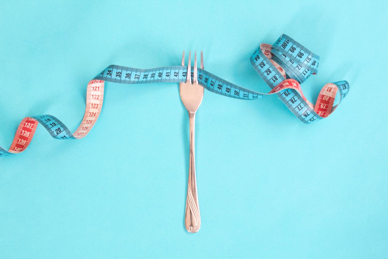 168斷食一個月沒瘦？拆解6大隱形失敗原因+4種NG食物，營養師教你4招打破減肥停滯期
