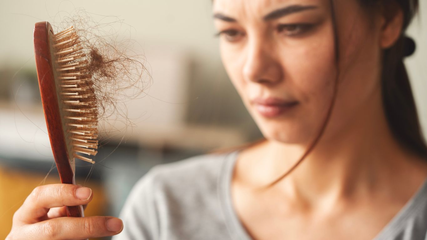 女性頭頂稀疏怎麼辦？頭皮見光好焦慮？忽視脫髮問題的2大嚴重後果！