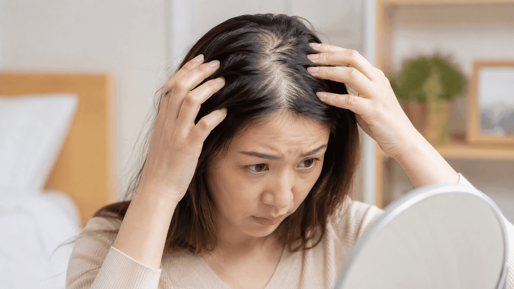 脂溢性脫髮解決方法：日常舒緩4大招+3大判斷標準 全面掃除頭油與脫髮危機！