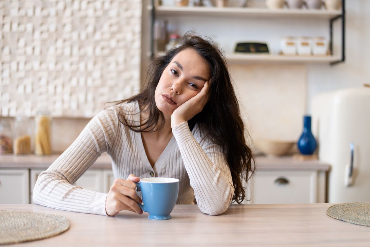 熊貓眼急救指南：不只是熬夜惹的禍？4種黑眼圈類型分析，5招教你逆轉顯老倦容！