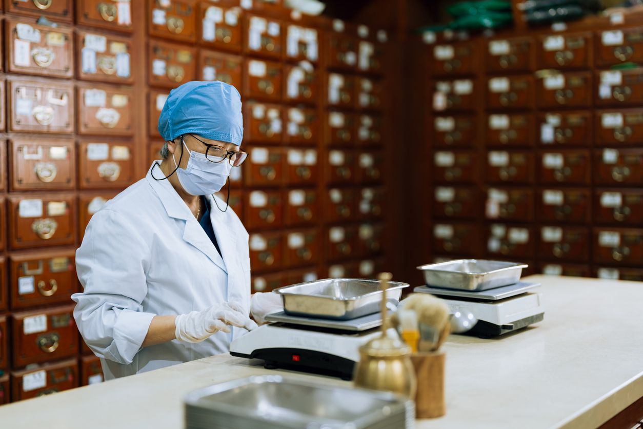 中醫美白的重點：疏肝解鬱、調理氣血，由內而外吃出肌膚的透明感