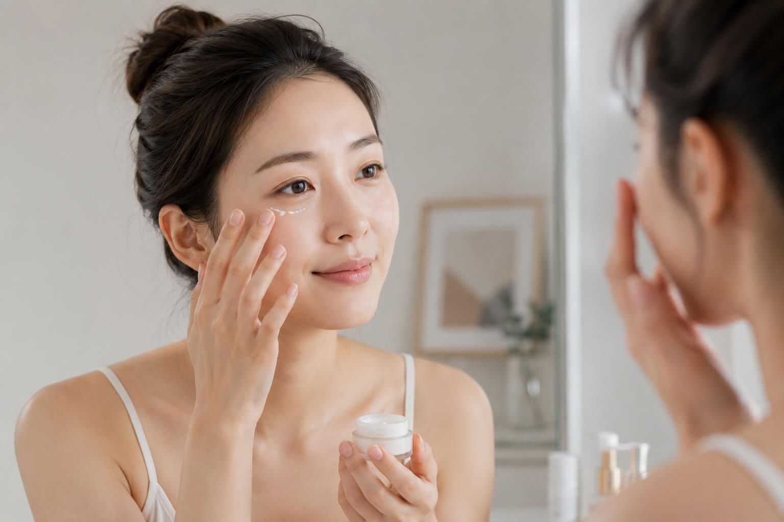 3招眼部護理急救黑眼圈與大眼袋！公開女星私藏的5步大眼秘技
