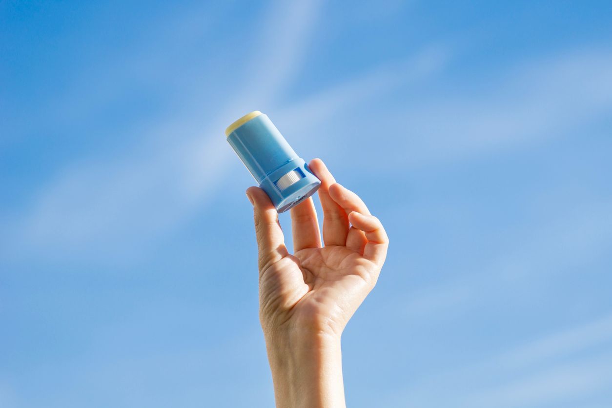 【防曬棒推薦 2026】夏天戶外用最方便，15款不黏膩、防水防汗配方！