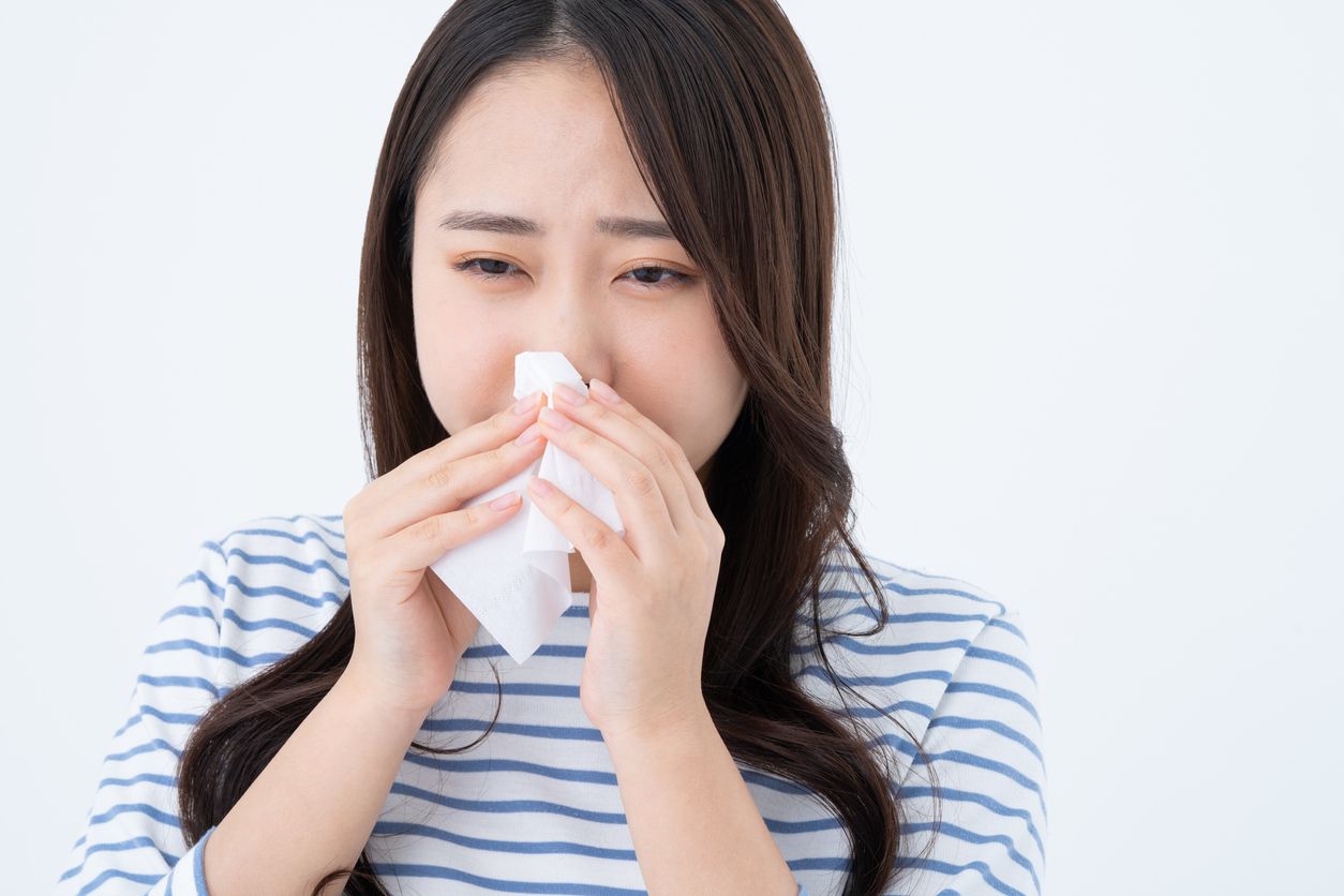 鼻敏感成因大公開：轉季頻繁進出冷氣房超崩潰：6大常見症狀與避坑指南！
