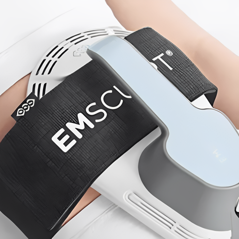 進行 Emsculpt 減脂增肌療程
